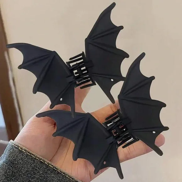 Halloween Themed Bat Hair Clip - Picture 3 of 6